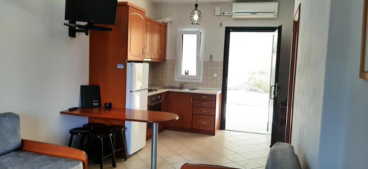 Blue Bay Apartments Sivota  Bagian luar foto
