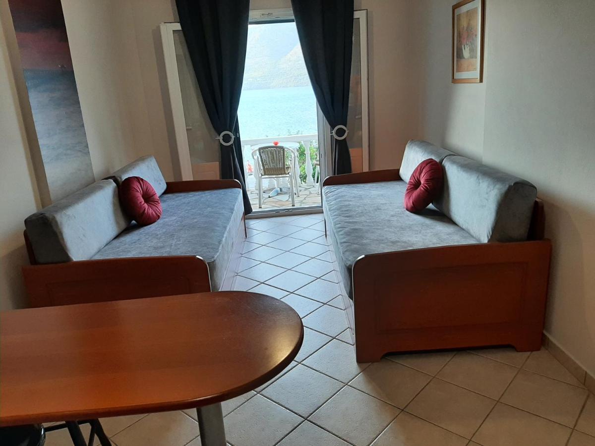 Blue Bay Apartments Sivota  Bagian luar foto
