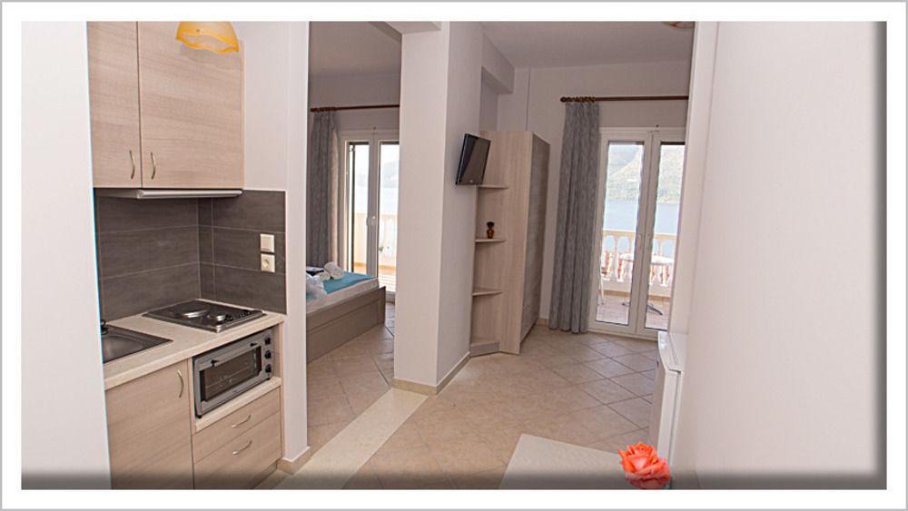 Blue Bay Apartments Sivota  Bagian luar foto