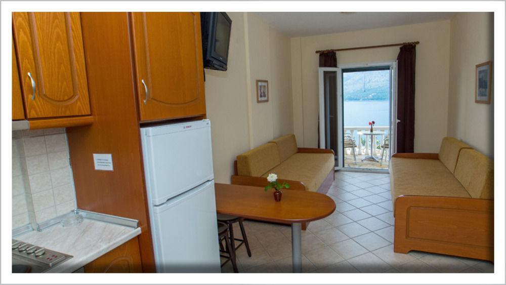 Blue Bay Apartments Sivota  Bagian luar foto